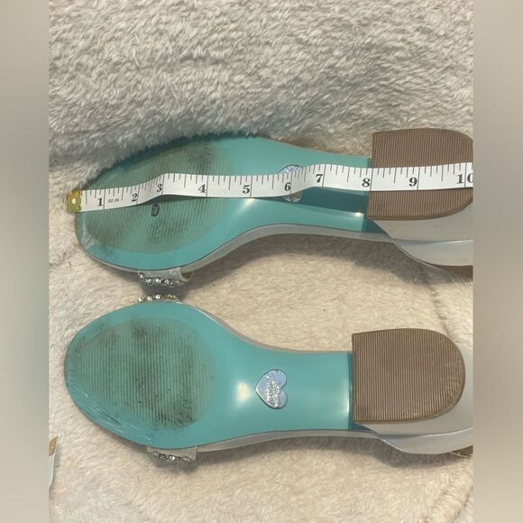 Betsey Johnson wedding shoes. White with rhinestones. Size 8.5. Worn a few hours - Picture 7 of 12